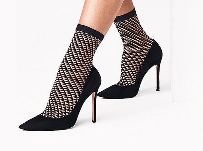 Wolford-Triangle-Ankle-Highs-blog